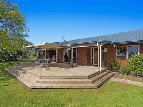 729 Thornton Road, Thornton