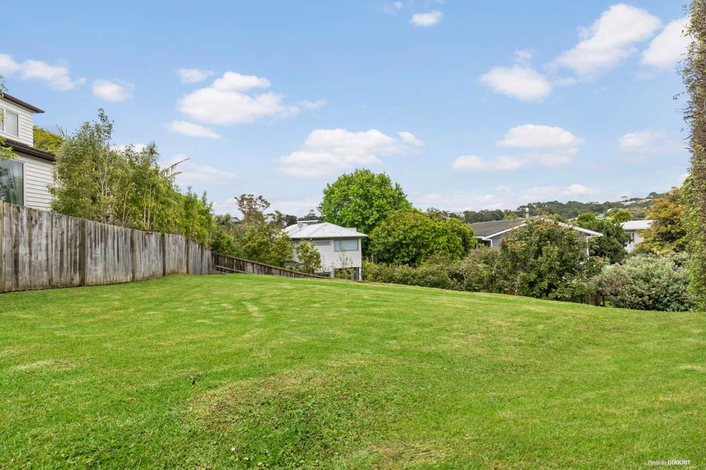 Property value 20C Jellicoe Road, Murrays Bay realestate.co.nz