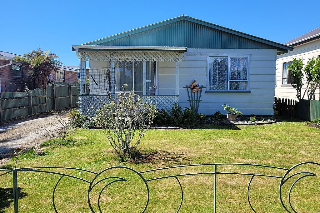Property value 112 Gibson Quay, Hokitika realestate.co.nz