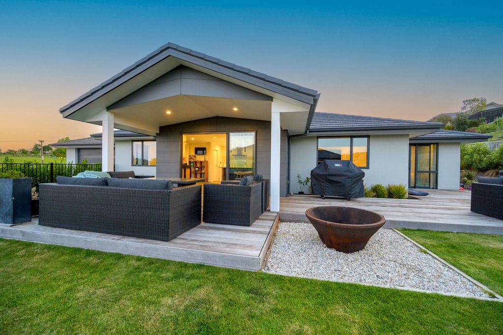 Sold 137 Mapua Drive, Mapua realestate.co.nz