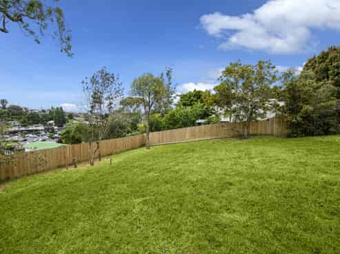 8A Cedar Terrace, Stanmore Bay