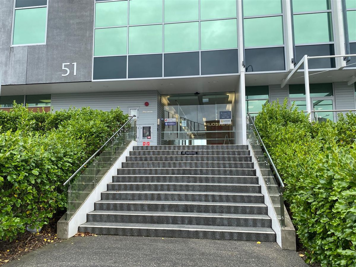 Large Business? Your new office awaits! - Vista 2