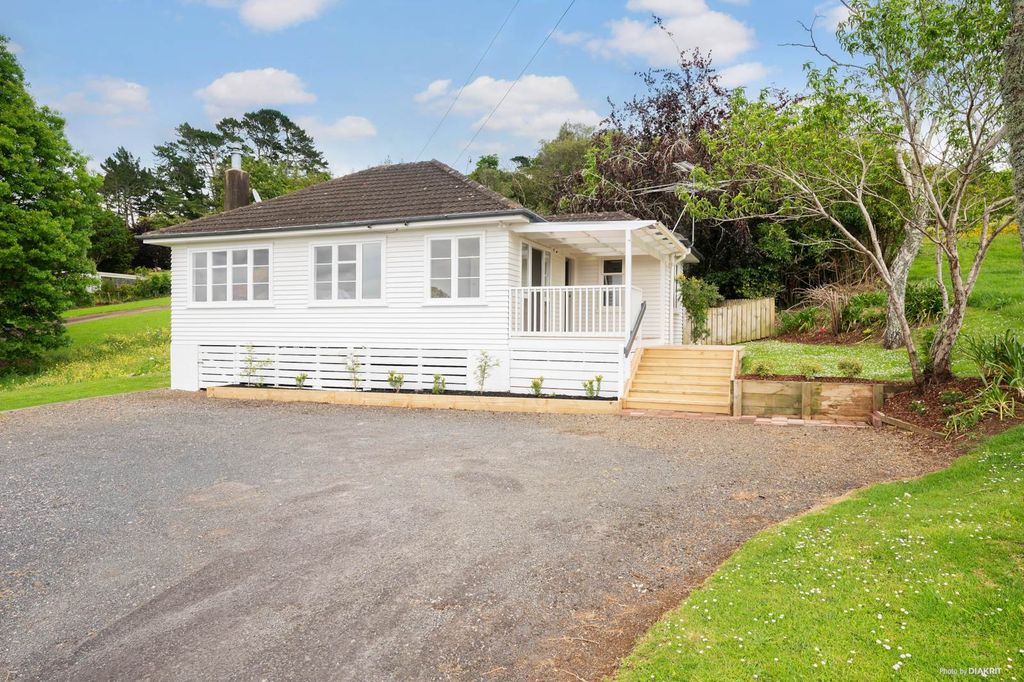 Sold 605 Upper Queen Street, Pukekohe realestate.co.nz