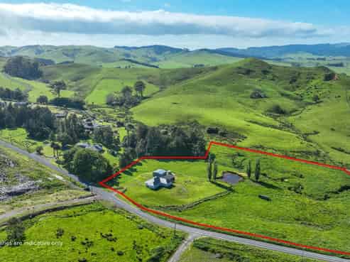 128 Dimmock Road, Waitakaruru