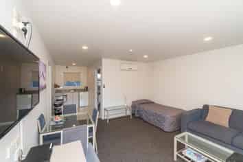 Well Located Quality Motel - 18 Suites