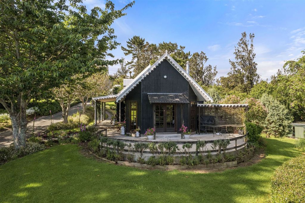 Property value 202C Thompsons Track, Aongatete realestate.co.nz