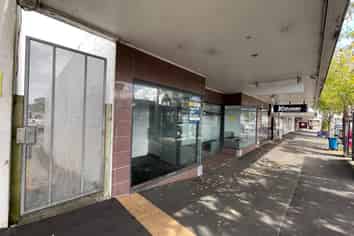 GLEN EDEN SHOP FOR LEASE

