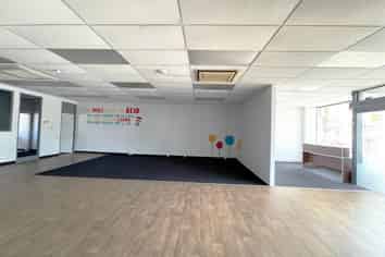 GLEN EDEN SHOP FOR LEASE
