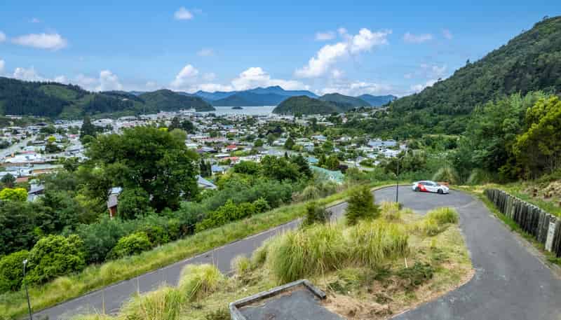 10 Kakapo Rise, Picton