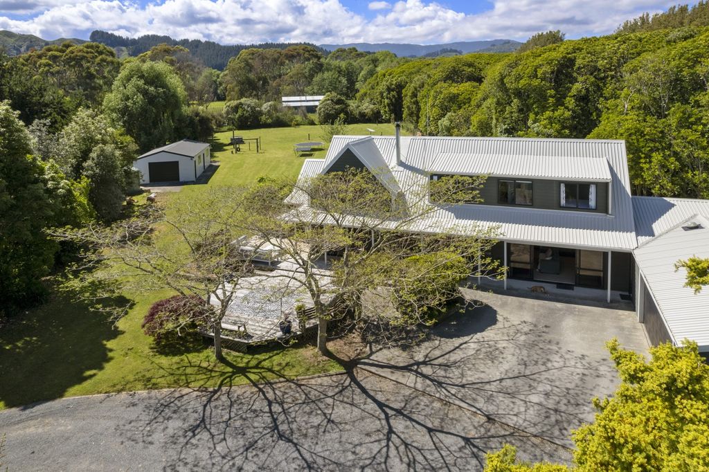 Property value 101 Greenwood Boulevard, Otaki realestate.co.nz