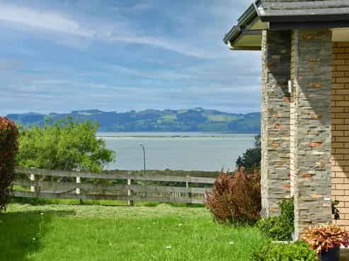 125 Tuparekura Road, South Head