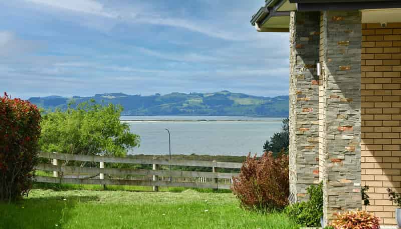 125 Tuparekura Road, South Head