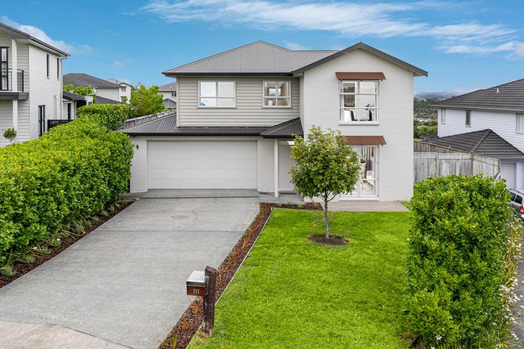 Property value 111 Mackay Drive, Greenhithe realestate.co.nz