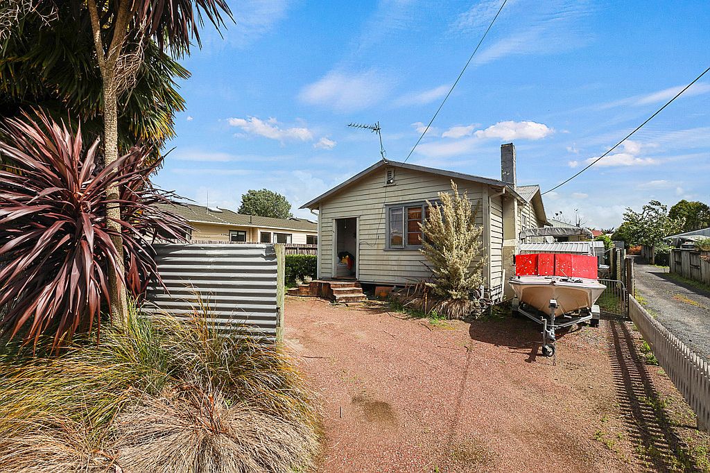 Sold 461 Mangapiko Street, Te Awamutu realestate.co.nz