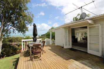 608-610 Thames Coast Road, Waiomu