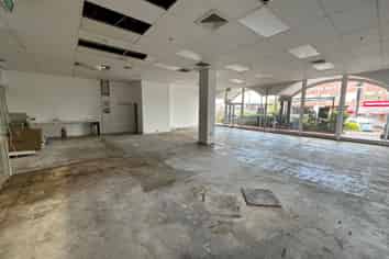 High Profile - Royal Oak Retail