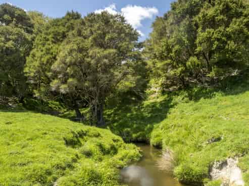 752g Ponatahi Road, Martinborough