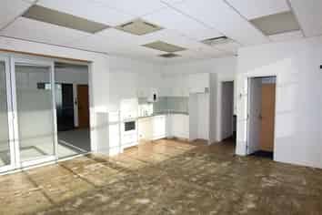 Owner-occupier needed