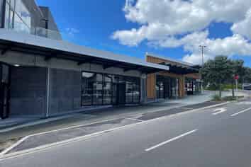 New Silverdale retail
