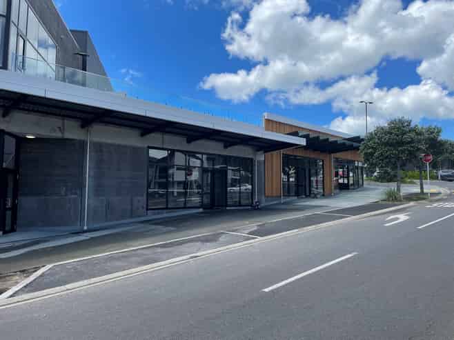 New Silverdale retail