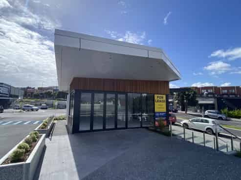 New Silverdale retail