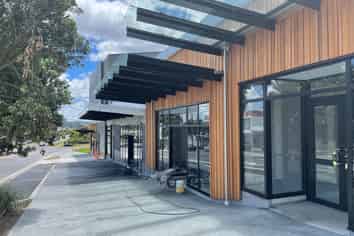New Silverdale retail