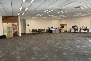 Retail/Office Space, Sydenham.
