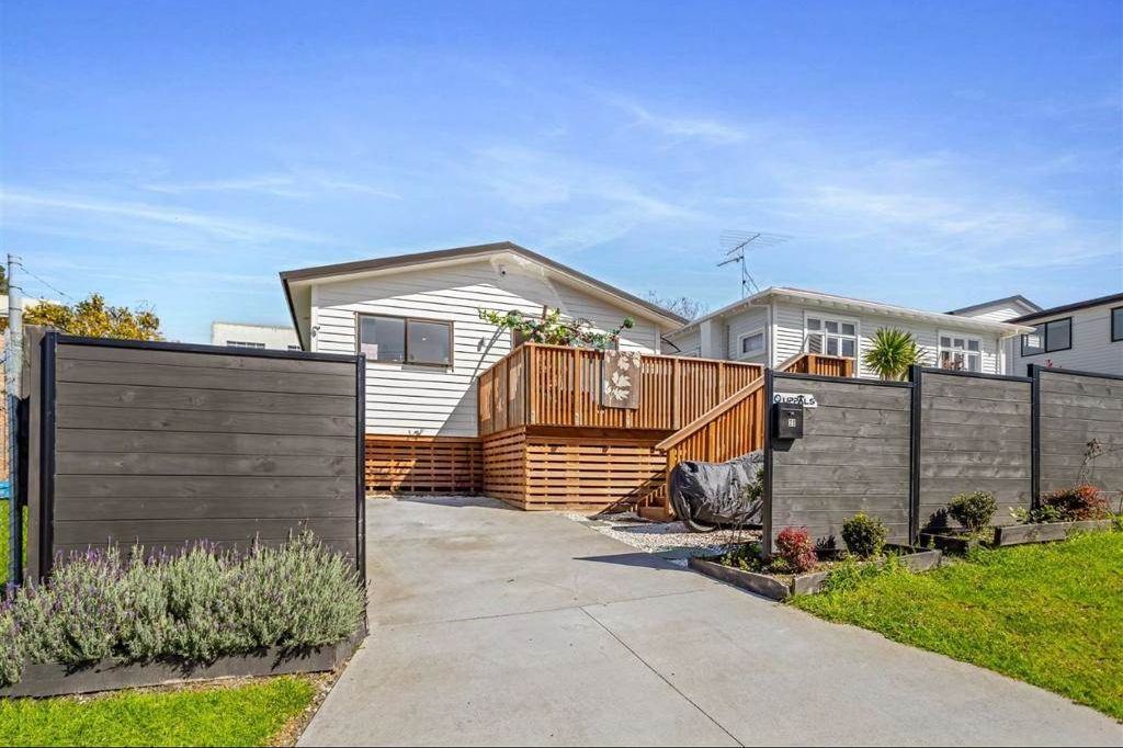 Property value 20 Lincoln Park Avenue, Massey realestate.co.nz