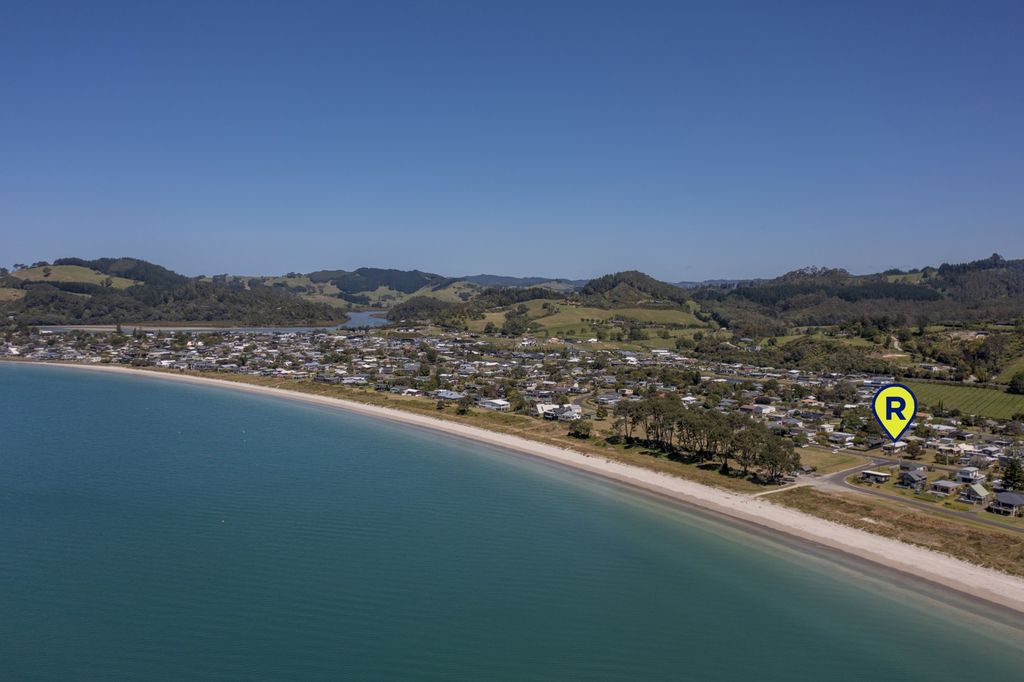 Property value 18 Banks Street, Cooks Beach realestate.co.nz