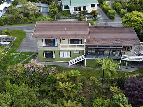 12 Bay View Terrace, Patons Rock