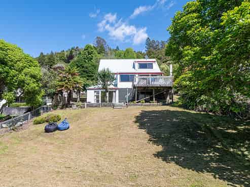 8 Branch Road, Lake Okareka