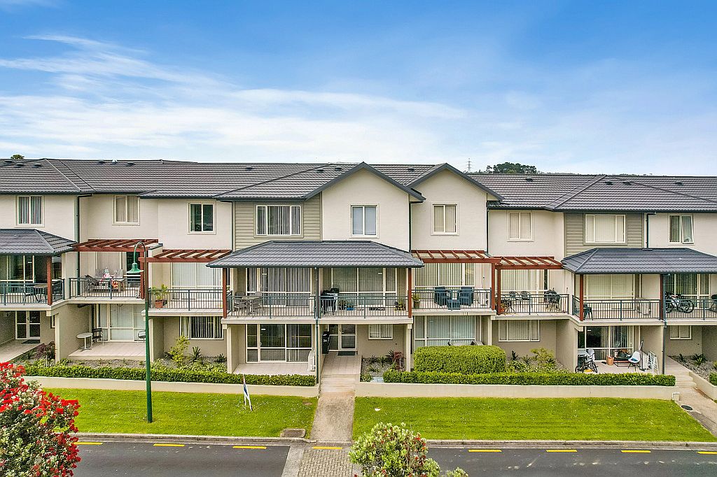 Property value 4/34 Opito Way, East Tamaki realestate.co.nz