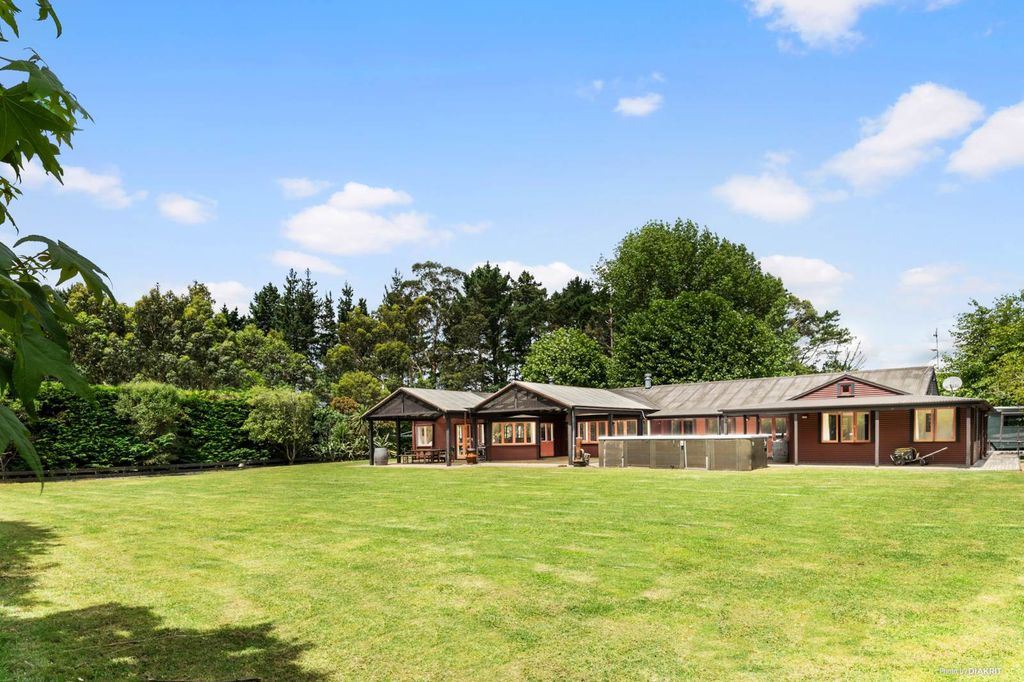 Property value 4 Sherwood Drive, Glenbrook realestate.co.nz