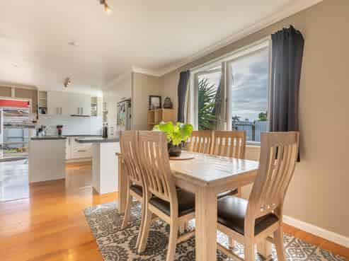 21 Station Road, Whakatu
