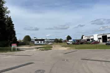 Vacant site for development/lease
