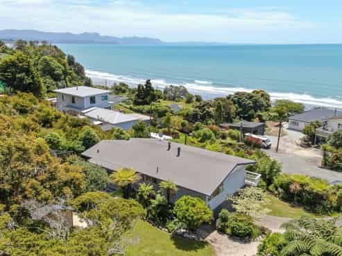 15 Bay View Terrace, Patons Rock
