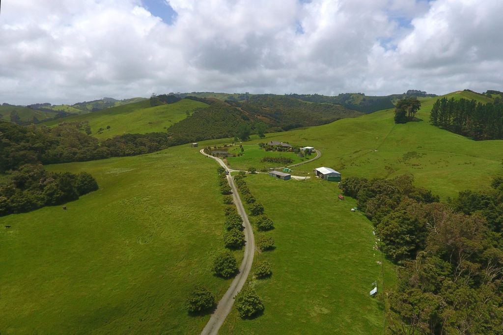 Property value 97 Corlett Road, Tauhoa realestate.co.nz