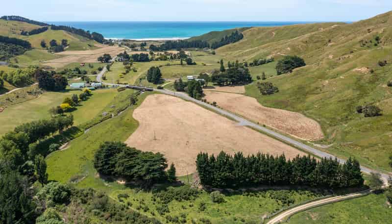 Lot 9 and  5676 Masterton Castlepoint Road, Castlepoint