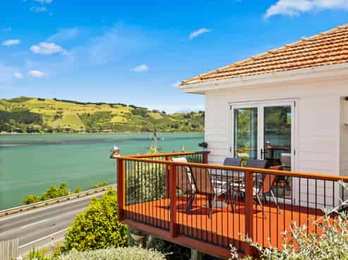 349 Ravensbourne Road, Maia