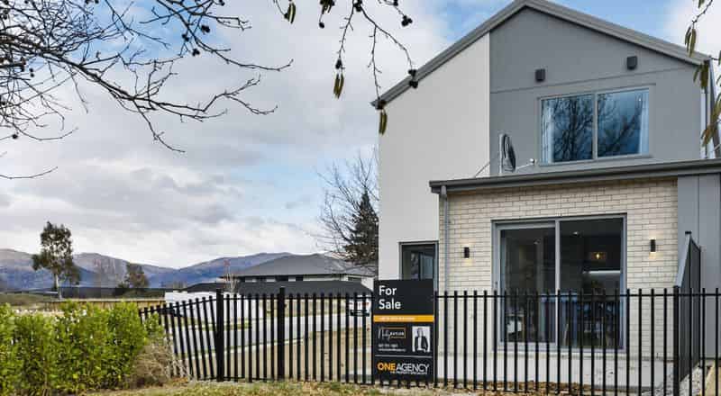 24 Wallis Drive, CROMWELL, Central Otago For Sale realestate.co.nz