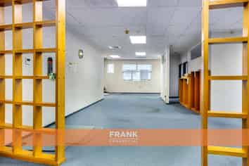 Standalone office in PAPAKURA