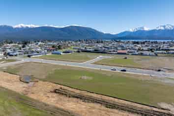 91 75 Govan Drive, Te Anau