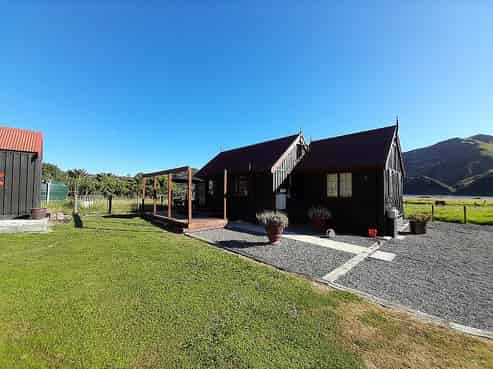 145 Te Mahoe Road, Mokau