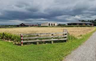 233R Pembroke Road, Stratford