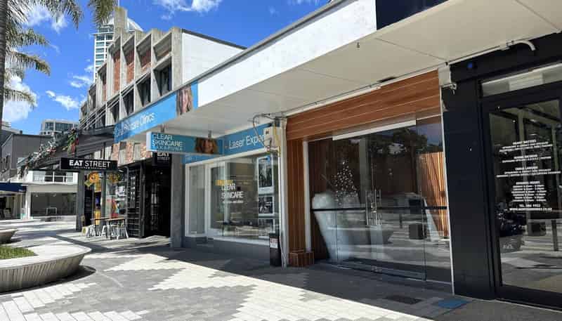 42-44 Hurstmere Road, Takapuna