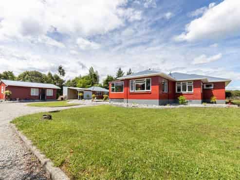 101 Taylorville Road, Coal Creek