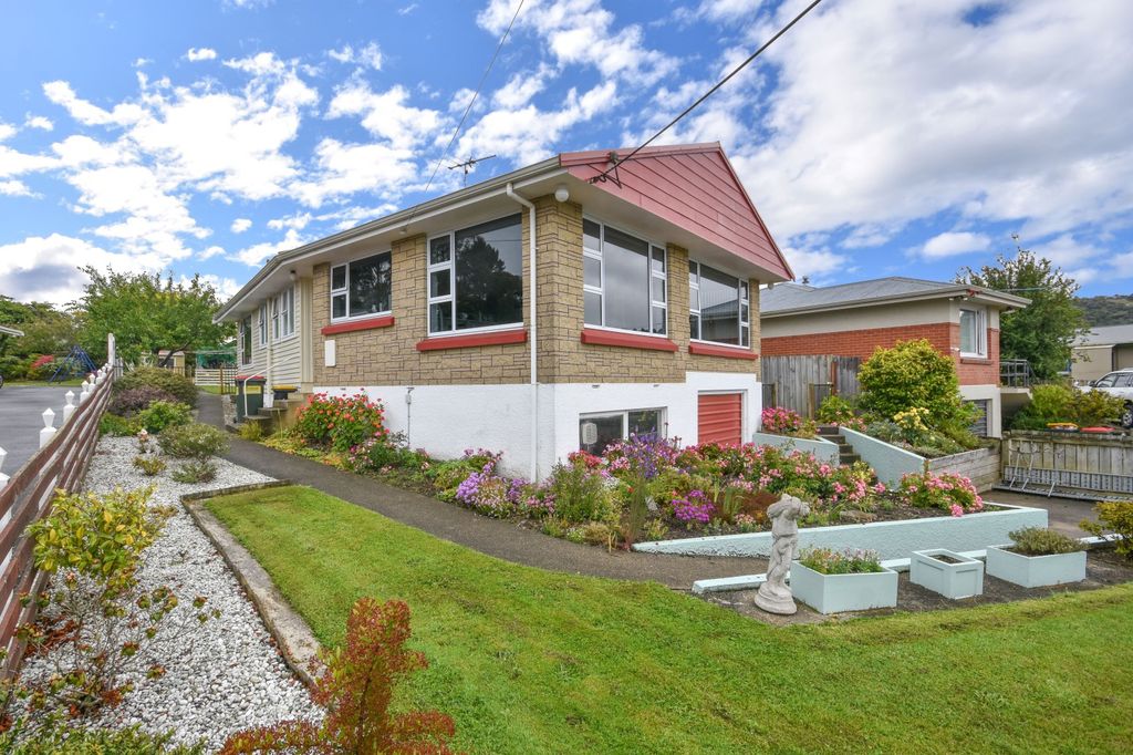 Property value 35 Kennedy Road, Fairfield realestate.co.nz