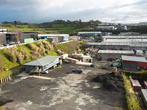 Yard & Office Silverdale - 3,000m2 + Available