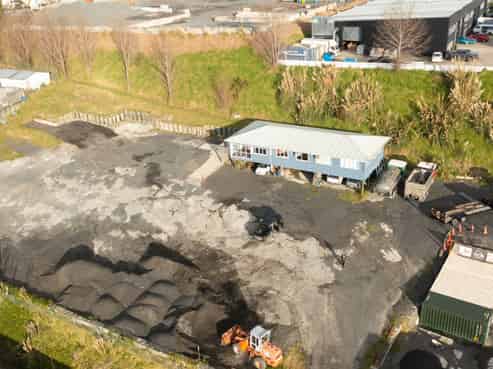 Yard & Office Silverdale - 3,000m2 + Available