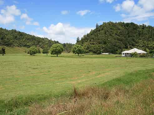 3180 Mokau Road, Tongaporutu